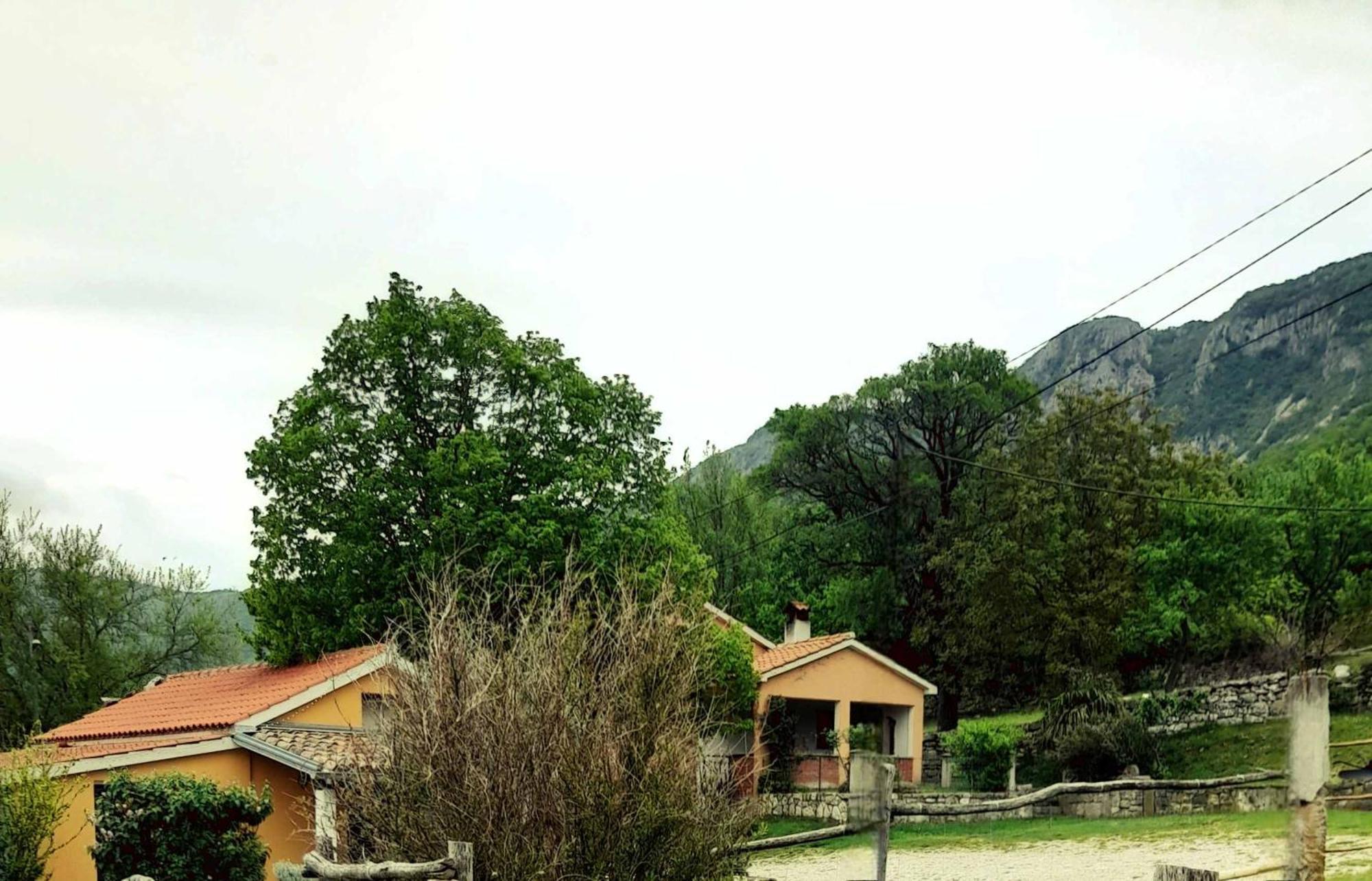 House Lana Apartment Kršan Екстериор снимка